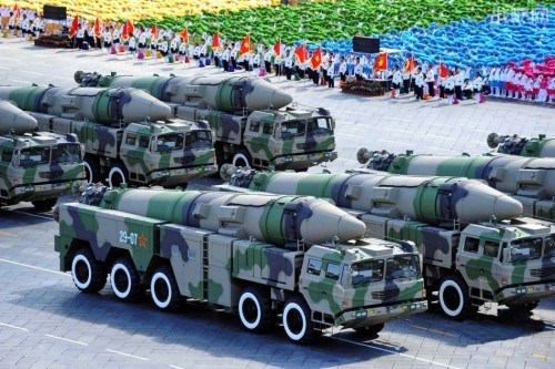 国之重器将亮相 九三阅兵指南快收藏国之重器亮相和九三阅兵是两个重要的活动。以下是关于这两个活动的相关信息和指南